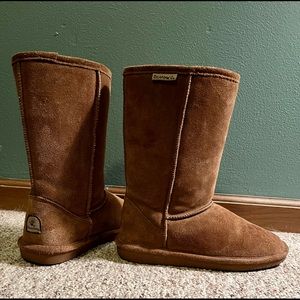 Girls size 5/ womens size 7